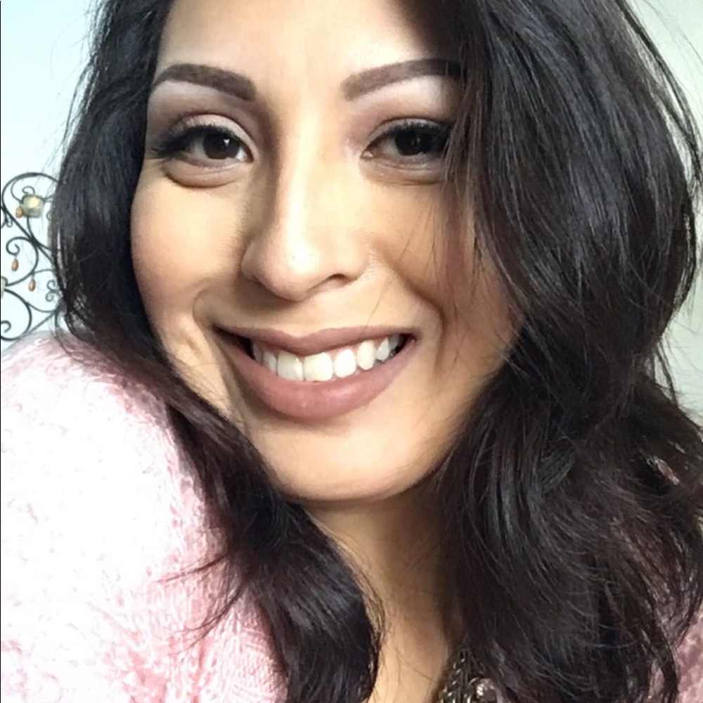 Meet your Posher, Christina